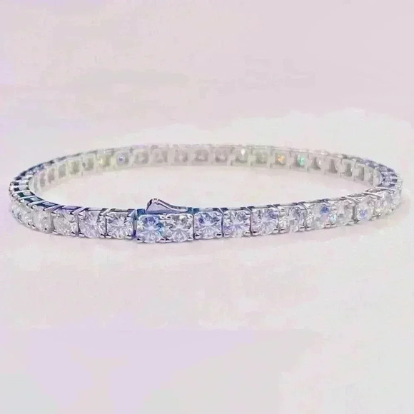 MOISSANITE TENNIS BRACELET  GRA CERTIFIED 20ct t.w - Picture 1 of 5